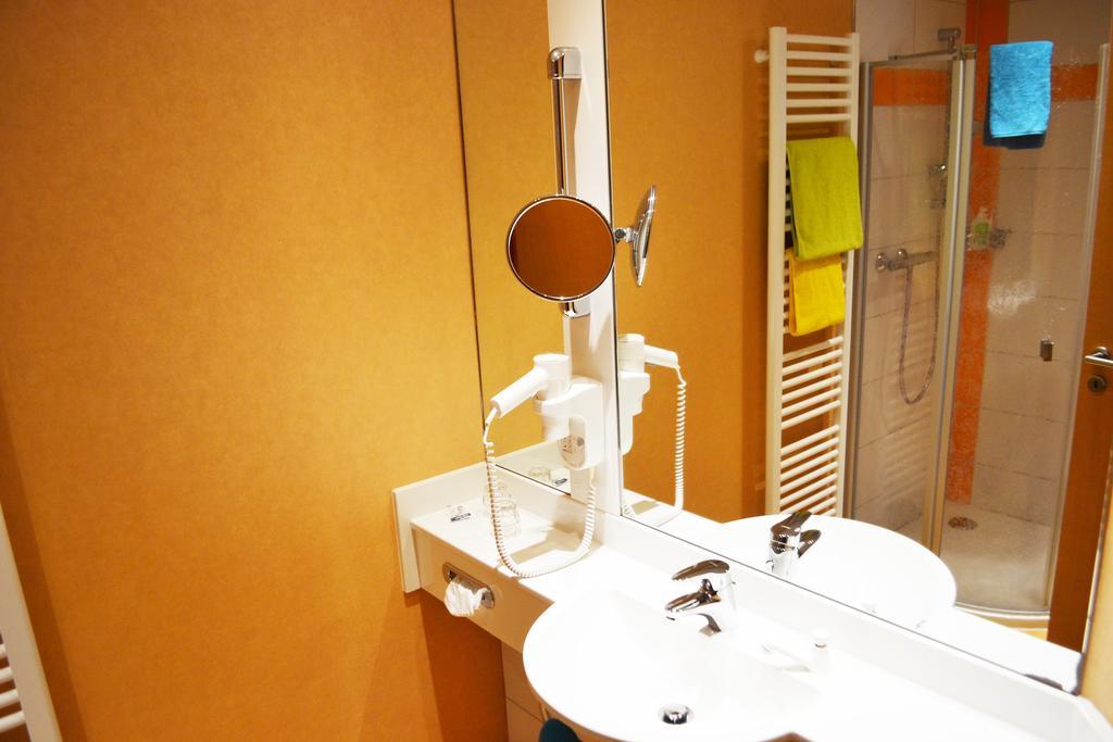 Landhotel Witte-Koenig Garrel Ruang foto