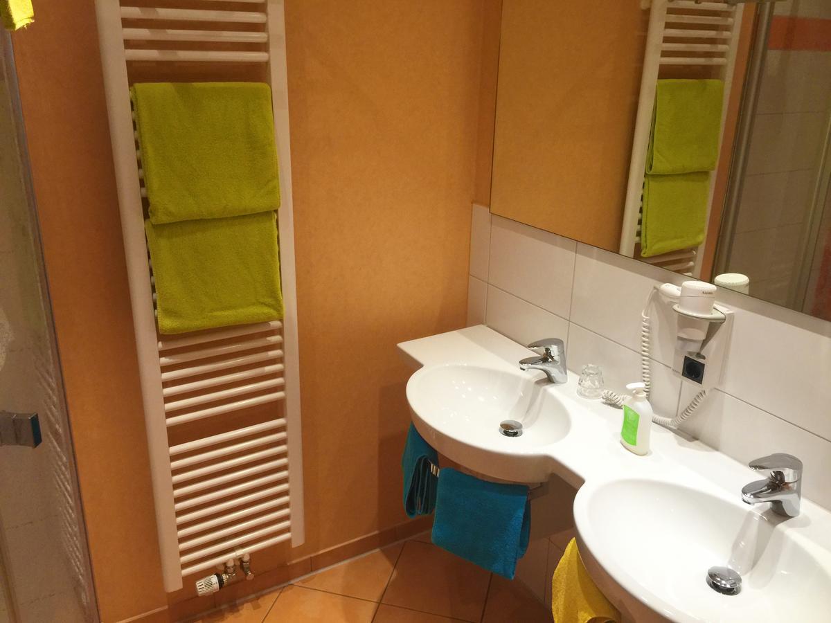 Landhotel Witte-Koenig Garrel Bagian luar foto