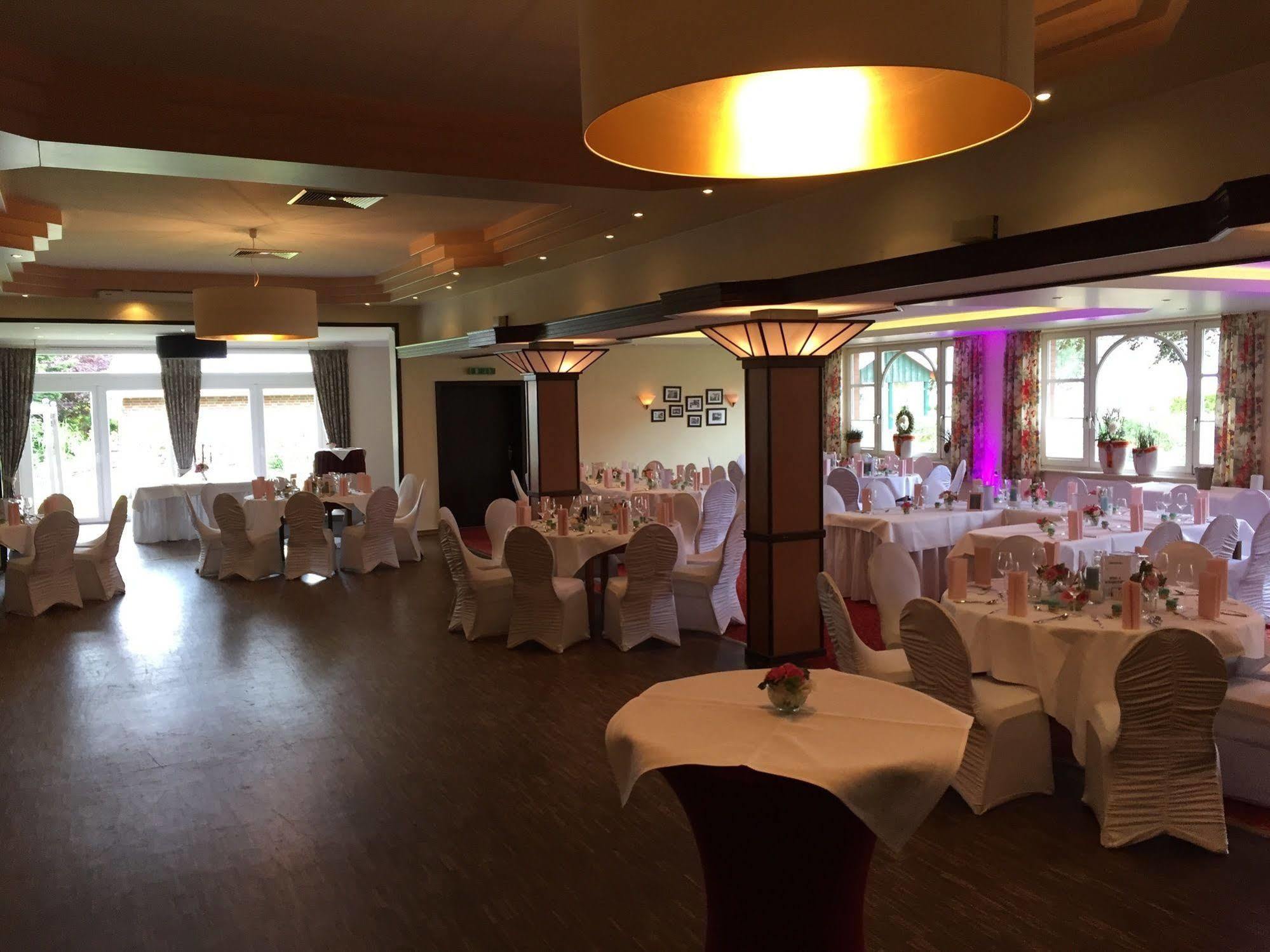Landhotel Witte-Koenig Garrel Bagian luar foto
